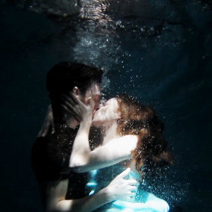 Underwater_LossOfInnocence_RheaPappas.gif