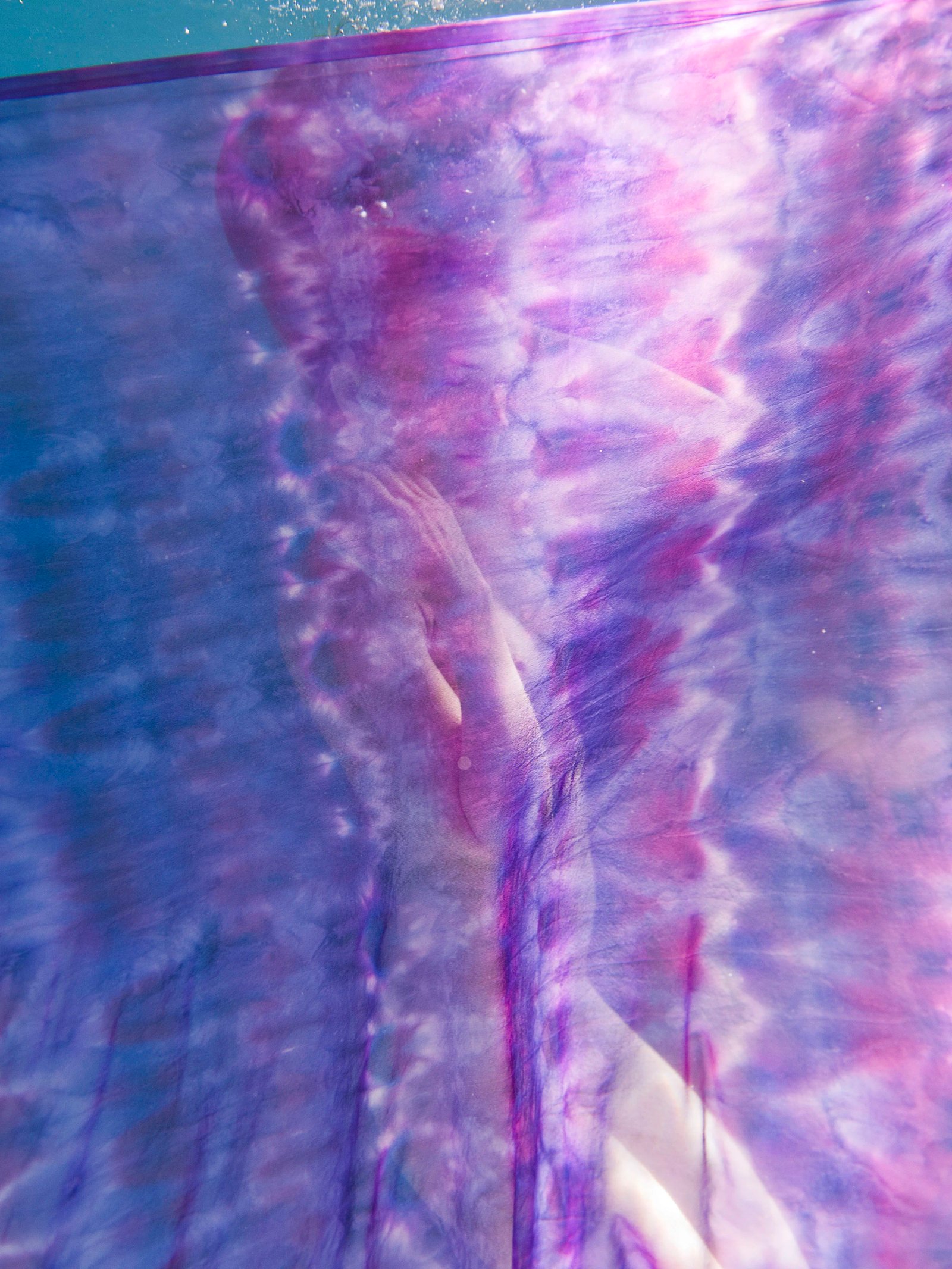 Underwater_WeAreWomen_RheaPappas_03.jpg
